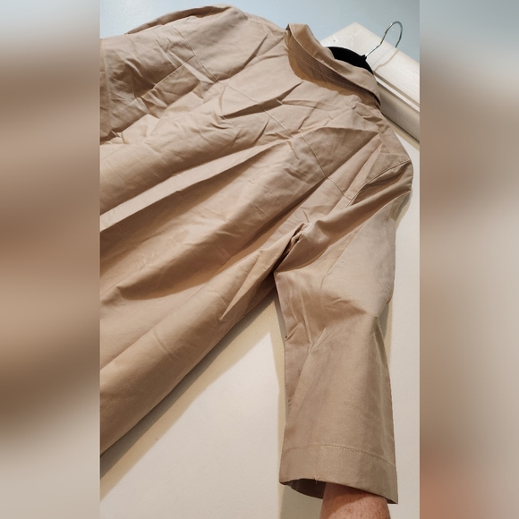 Women's Lafayette 148 NY Tan Button-Up Shirt, Size L - Picture 11 of 11